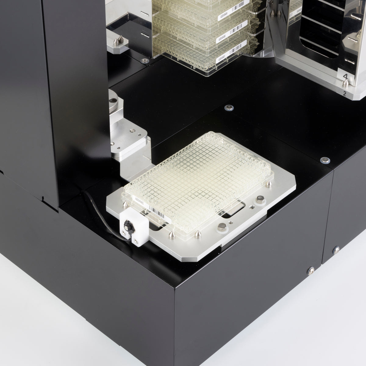 PLATEBANK 48 自動化プレートホテル