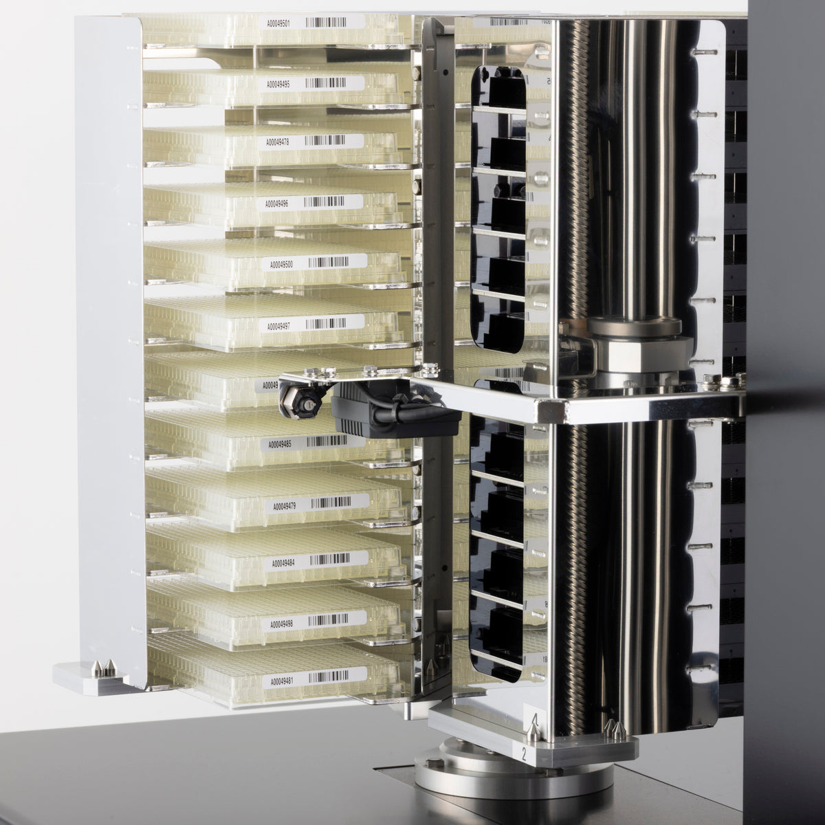 PLATEBANK 48 自動化プレートホテル