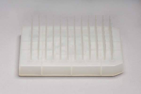 ディスポーザブル・ピンレプリケーター